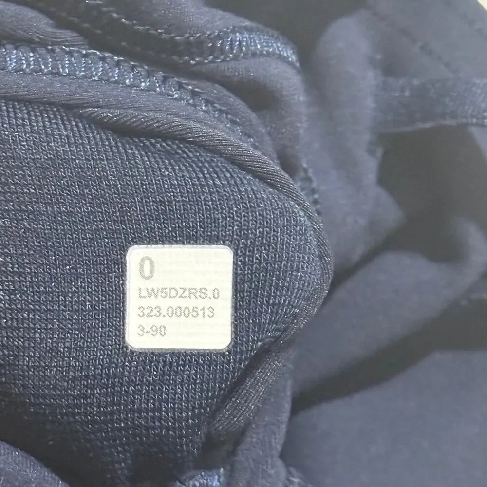 lululemon Wunder Train High-Rise Tight in the color True Navy size 0